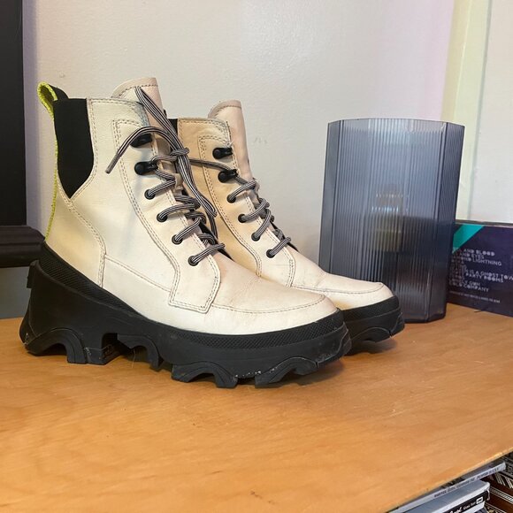 Sorel Brex Boot 6.5 - Picture 4 of 5